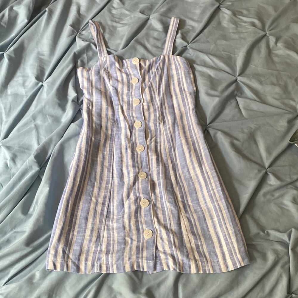 B. Darlin casual mini dress size small